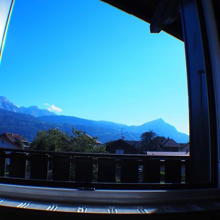 Le Gite Du Pontvys Marignier Exterior foto